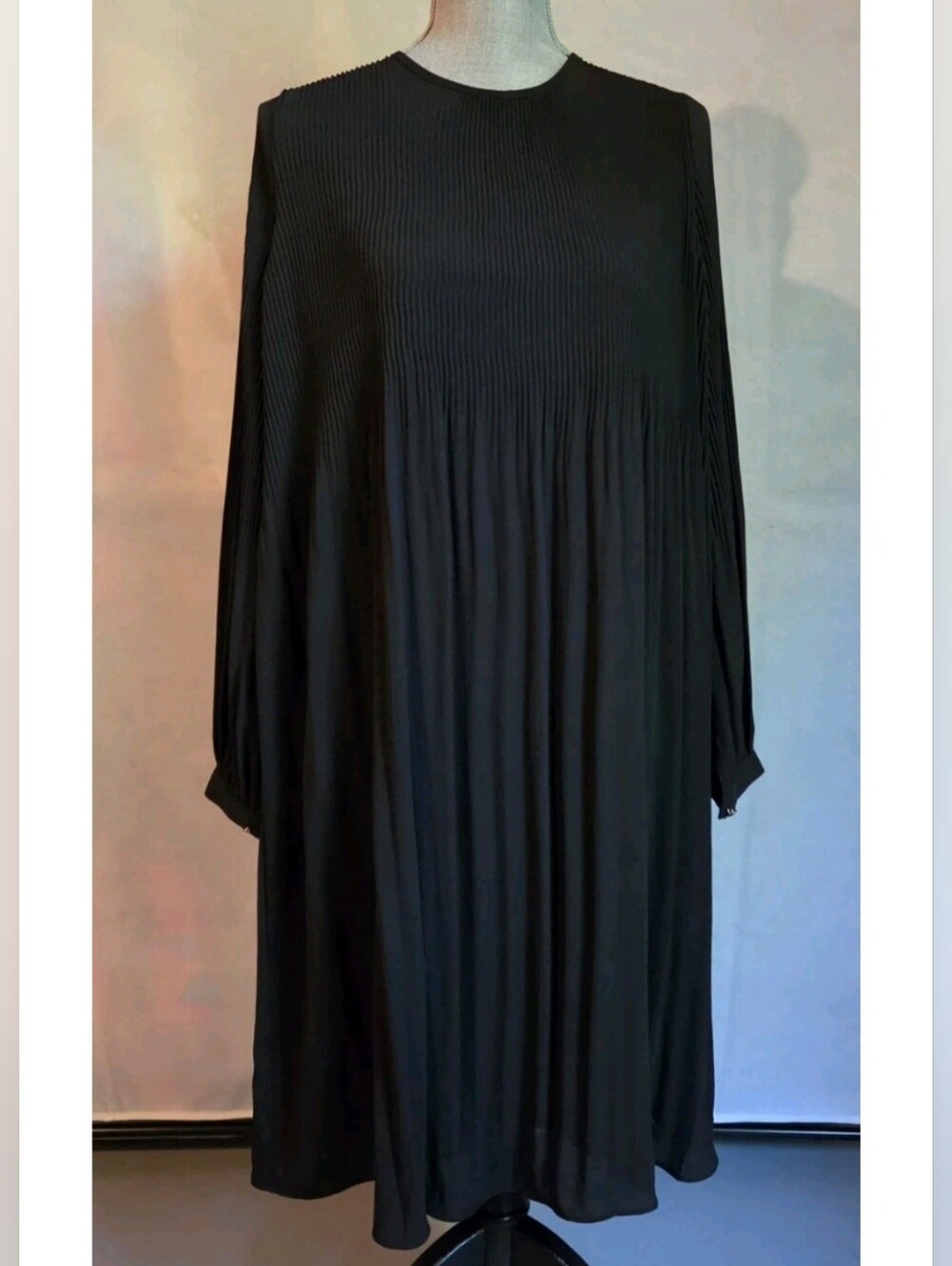 T TAHARI Womens Large Black Pleated Long Sleeve Shift DRESS NWT THF17001